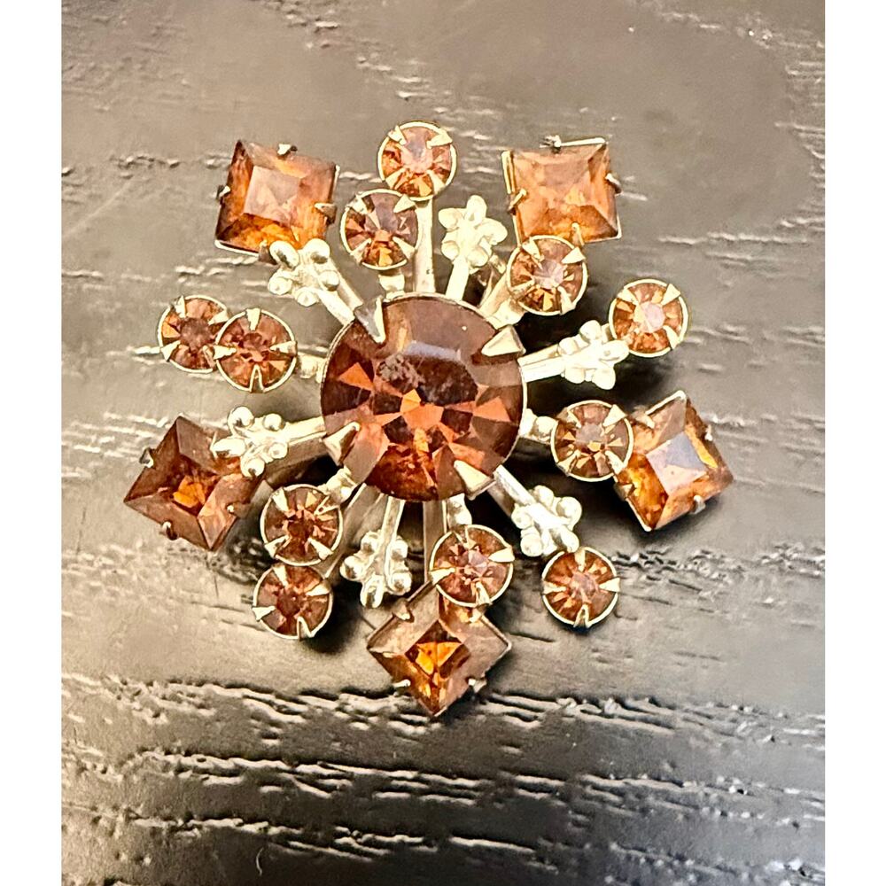Vintage Silver Tone Amber Rhinestone Atomic Starburst Brooch Unsigned